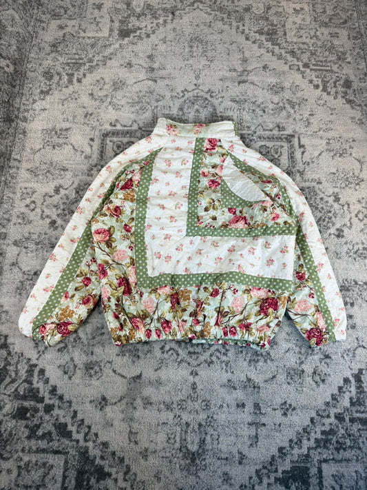 Veste en quilt crop style sportswear design unique vintage fait main upcyclé retravaillé n•655