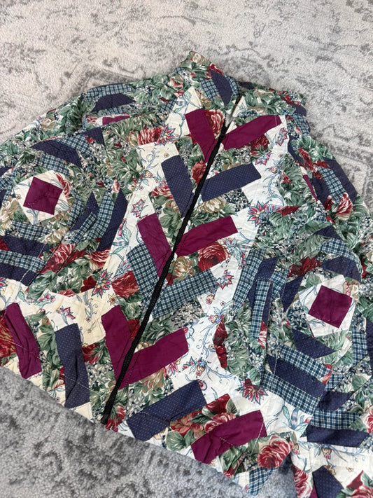 Veste en quilt crop style sportswear design unique vintage fait main upcyclé retravaillé n•656