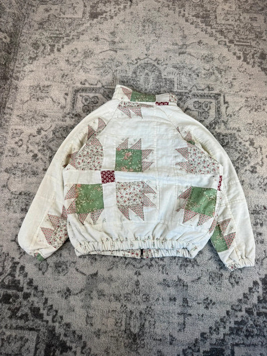 Veste en quilt crop style sportswear design unique vintage fait main upcyclé retravaillé n•657