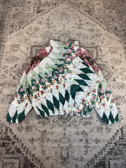 Veste en quilt crop style sportswear design unique vintage fait main upcyclé retravaillé n•659