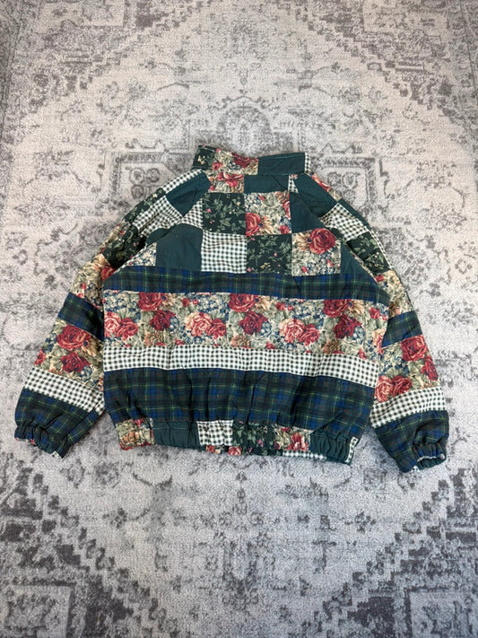 Veste en quilt crop style sportswear design unique vintage fait main upcyclé retravaillé n•670