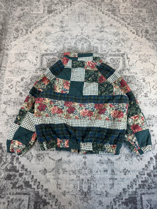 Veste en quilt crop style sportswear design unique vintage fait main upcyclé retravaillé n•671