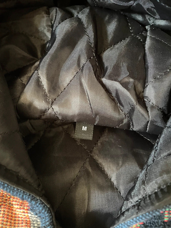 Manteau en tapisserie capuche vintage retravaillée crop à la taille unique  Fait main unisexe