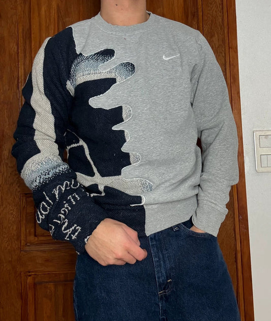 Sweat en tapisserie upcyclé handmade rework style vintage taille M n•409