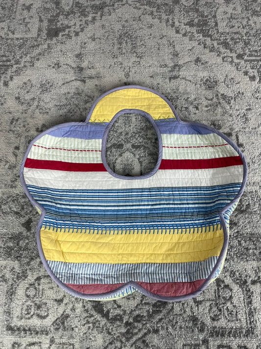 Sac fourre tout en toile matelassé en forme de fleur handmade upcyclé retravaillé premium n•347