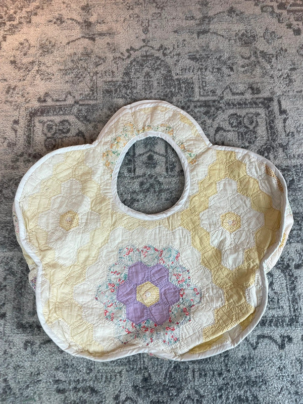 Sac fourre tout en toile matelassé en forme de fleur handmade upcyclé retravaillé premium n•351