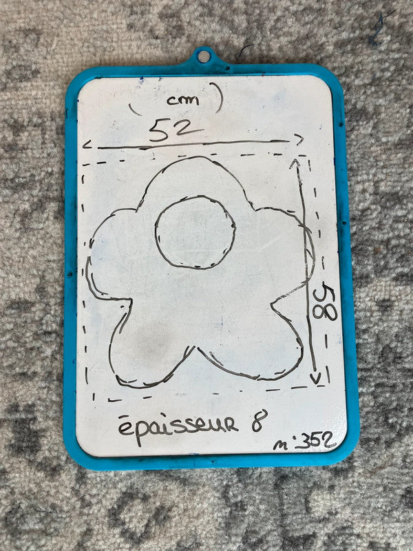 Sac fourre tout en toile matelassé en forme de fleur handmade upcyclé retravaillé premium n•352