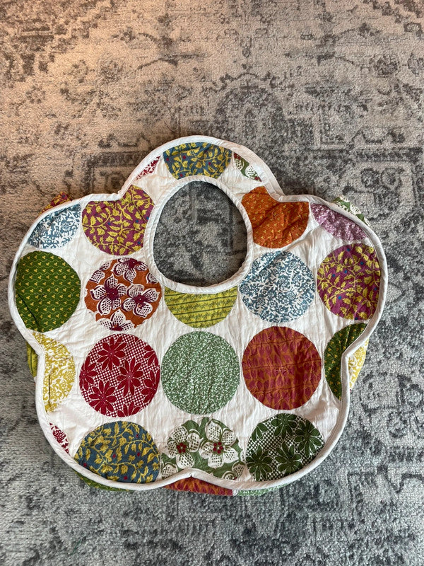 Sac fourre tout en toile matelassé en forme de fleur handmade upcyclé retravaillé premium n•354