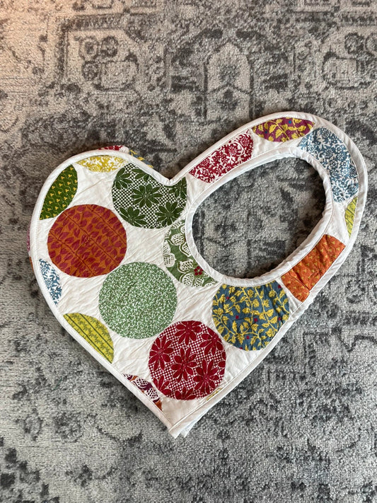 Sac fourre tout en toile matelassé en forme de cœur handmade upcyclé retravaillé premium n•355