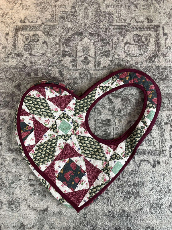 Sac fourre tout en toile matelassé en forme de cœur handmade upcyclé retravaillé premium n•359