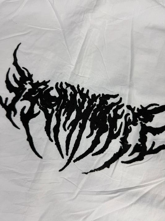 Chemise blanche manche courte design streetwear y2k hip-hop fait main taille M n•504