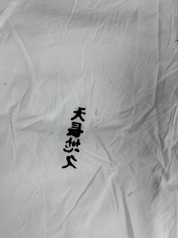 Chemise blanche manche courte design streetwear y2k hip-hop fait main taille L n•505