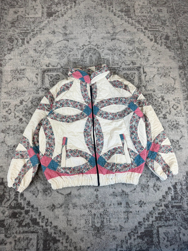 Veste en quilt crop style sportswear design unique vintage fait main upcyclé retravaillé n•624