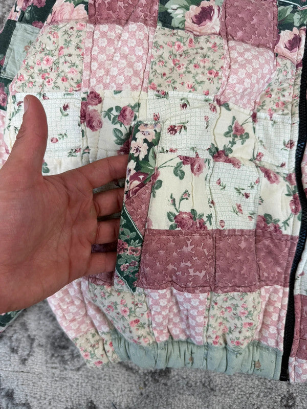 Veste en quilt crop style sportswear design unique vintage fait main upcyclé retravaillé n•625