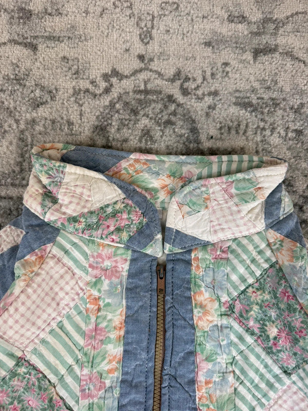 Veste en quilt crop style sportswear design unique vintage fait main upcyclé retravaillé n•626