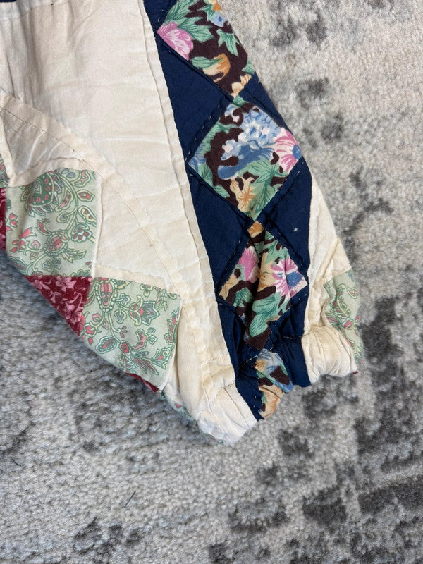 Veste en quilt crop style sportswear design unique vintage fait main upcyclé retravaillé n•627