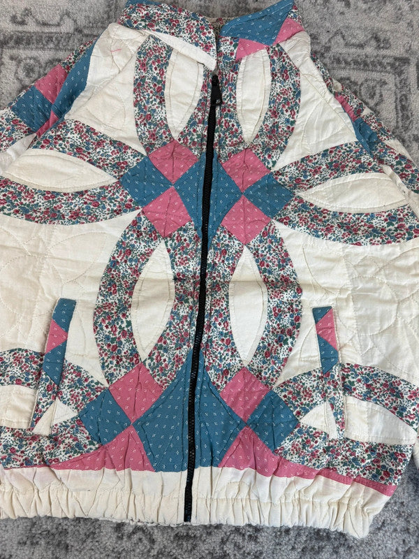 Veste en quilt crop style sportswear design unique vintage fait main upcyclé retravaillé n•628