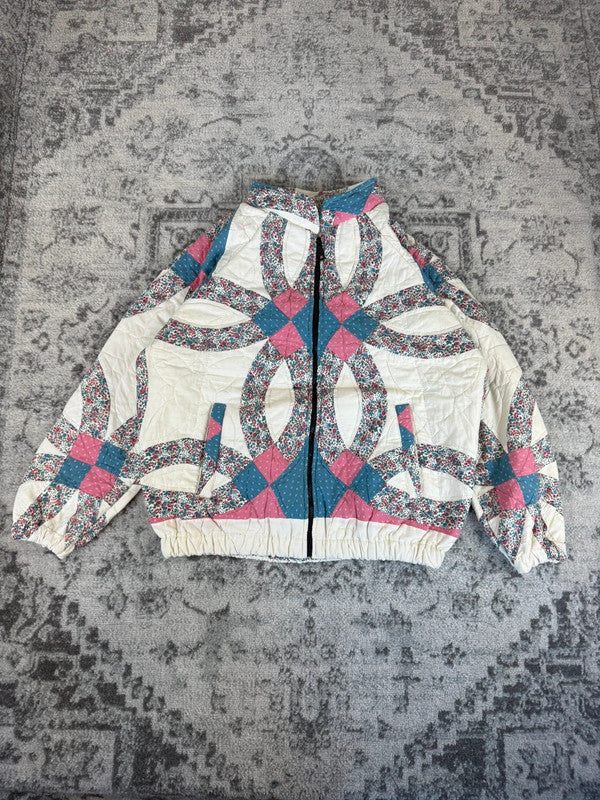 Veste en quilt crop style sportswear design unique vintage fait main upcyclé retravaillé n•628