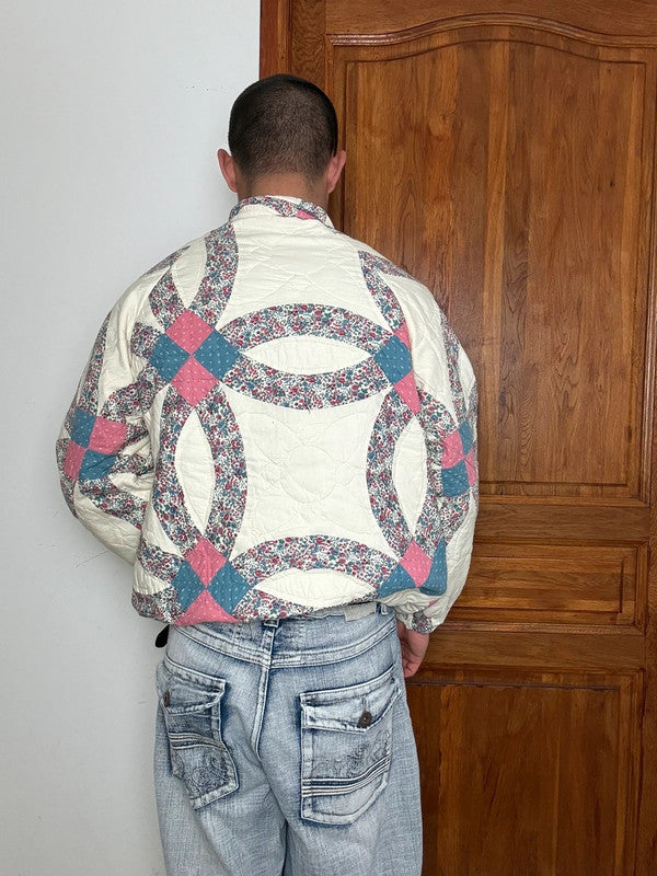 Veste en quilt crop style sportswear design unique vintage fait main upcyclé retravaillé n•628