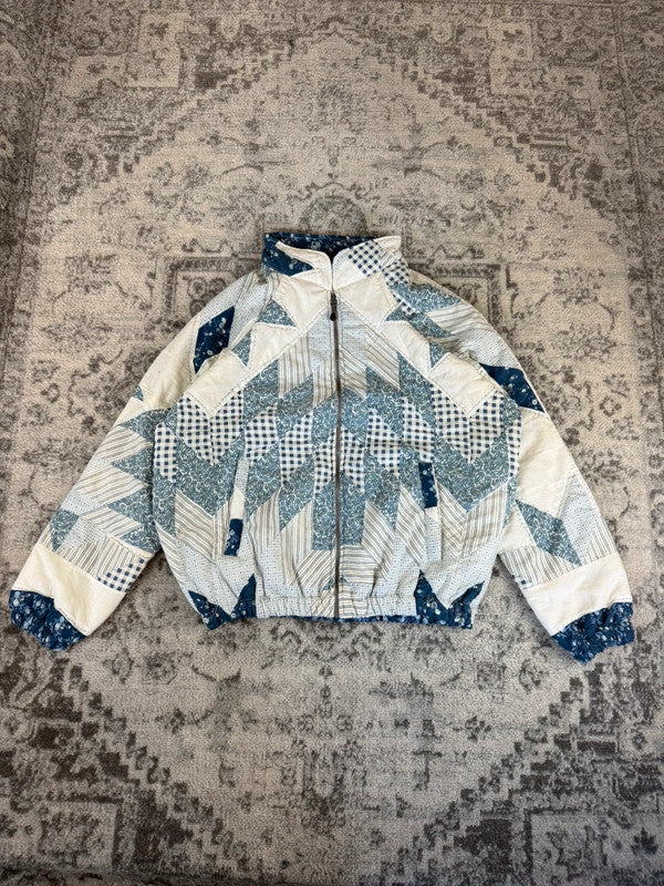Veste en quilt crop style sportswear design unique vintage fait main upcyclé retravaillé n•630