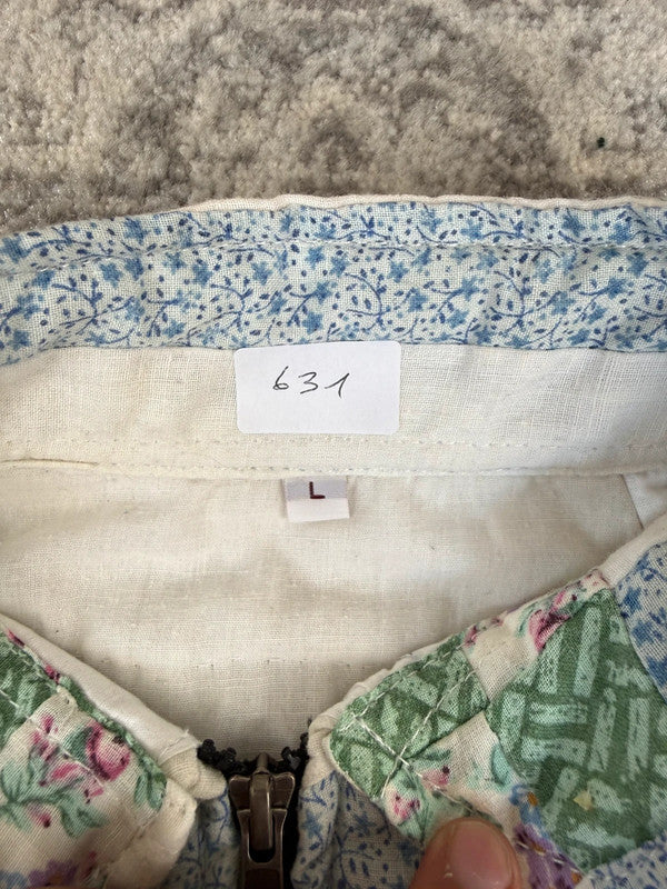 Veste en quilt crop style sportswear design unique vintage fait main upcyclé retravaillé n•631