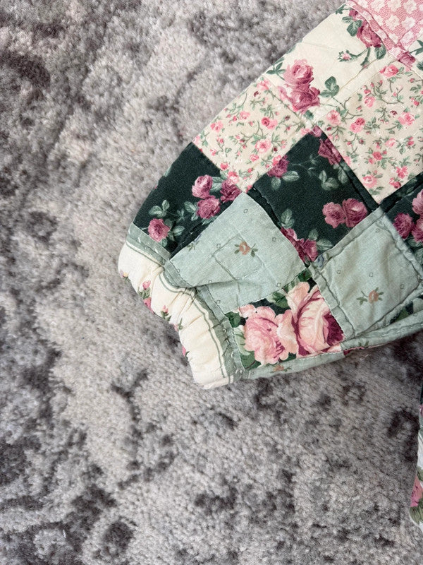 Veste en quilt crop style sportswear design unique vintage fait main upcyclé retravaillé n•637