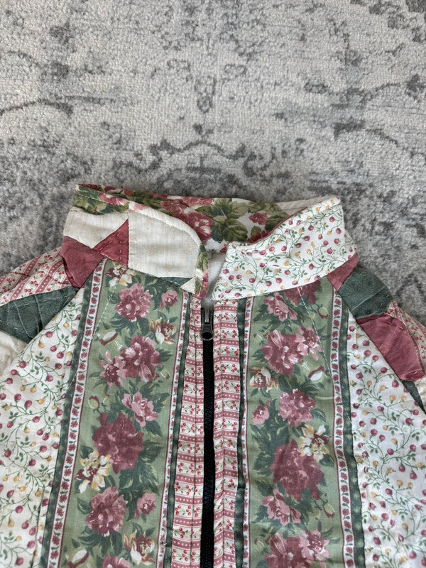 Veste en quilt crop style sportswear design unique vintage fait main upcyclé retravaillé n•638