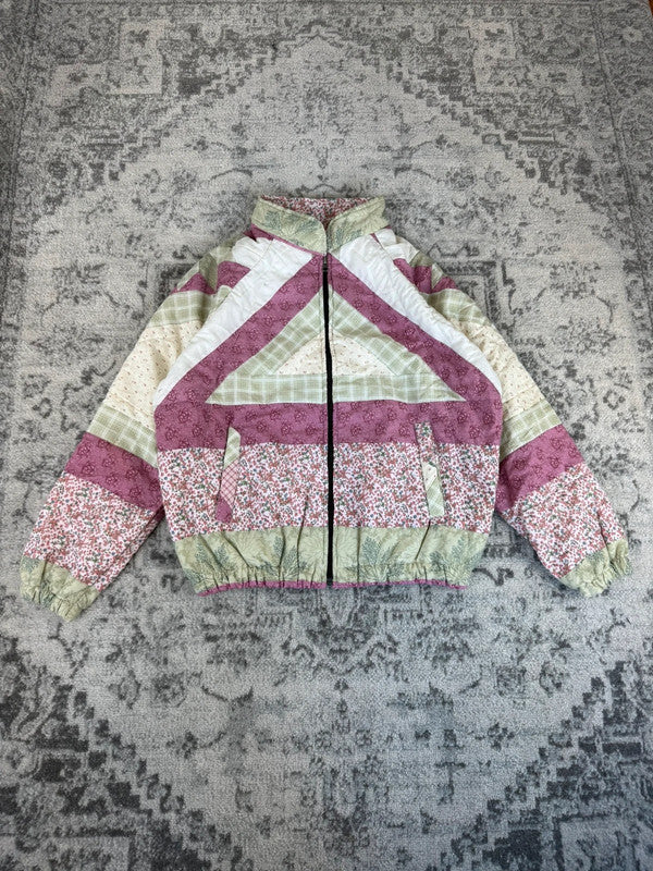 Veste en quilt crop style sportswear design unique vintage fait main upcyclé retravaillé n•639