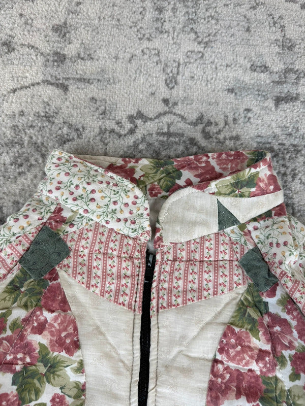 Veste en quilt crop style sportswear design unique vintage fait main upcyclé retravaillé n•643