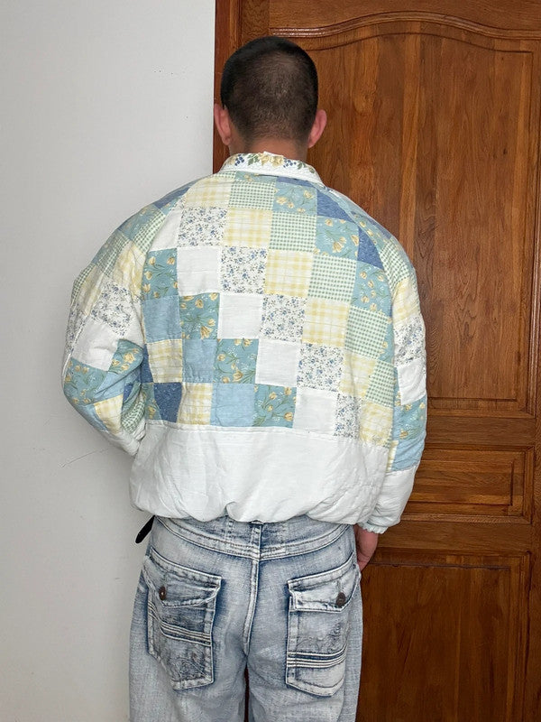 Veste en quilt crop style sportswear design unique vintage fait main upcyclé retravaillé n•644