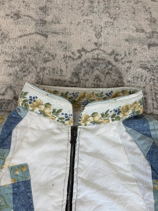 Veste en quilt crop style sportswear design unique vintage fait main upcyclé retravaillé n•644