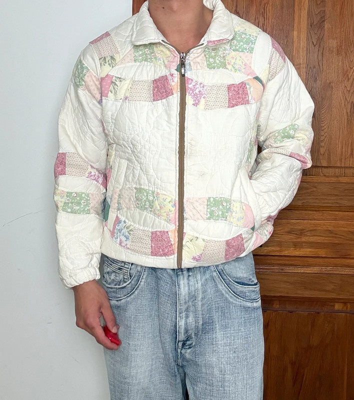 Veste en quilt crop style sportswear design unique vintage fait main upcyclé retravaillé n•649