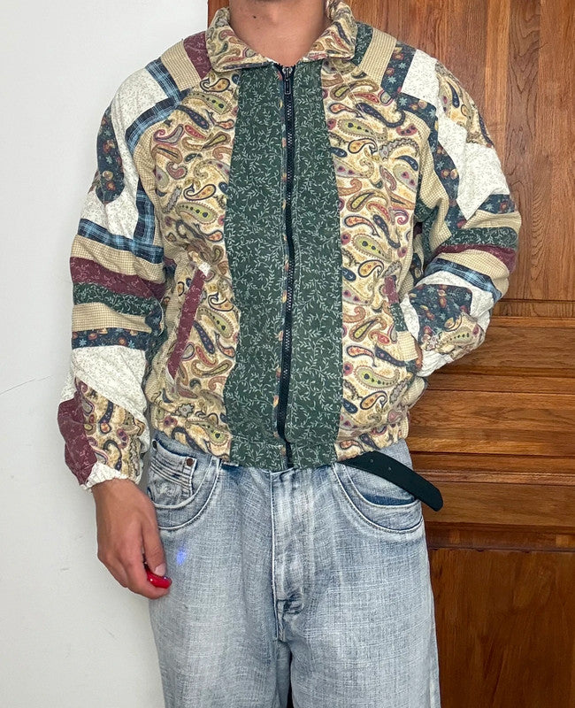 Veste en quilt crop style sportswear design unique vintage fait main upcyclé retravaillé n•651
