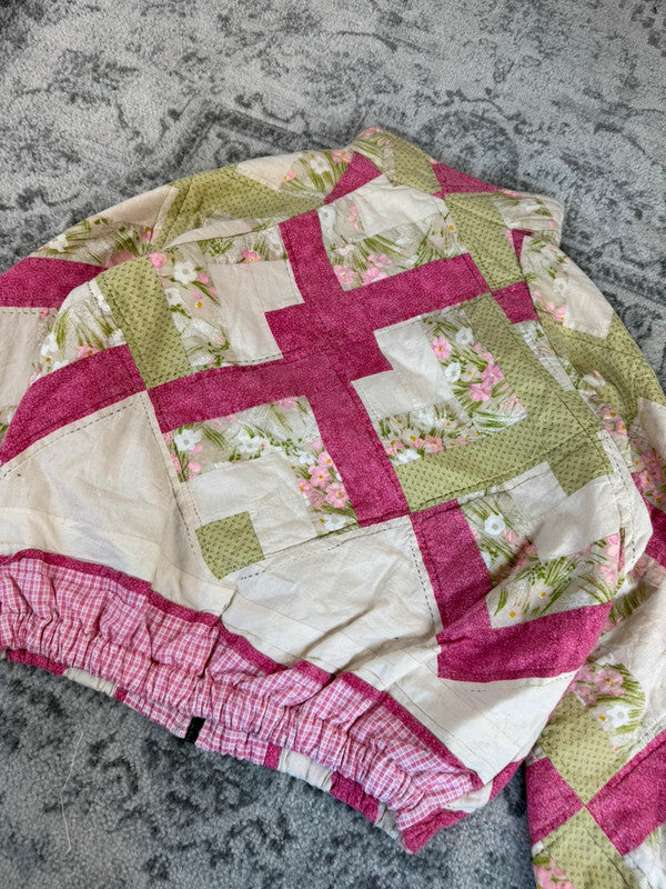 Veste en quilt crop style sportswear design unique vintage fait main upcyclé retravaillé n•652