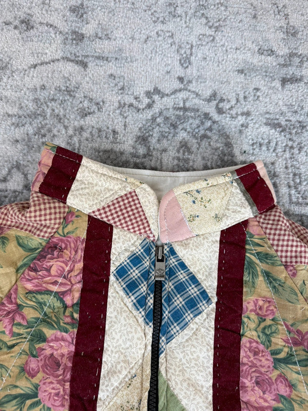 Veste en quilt crop style sportswear design unique vintage fait main upcyclé retravaillé n•654