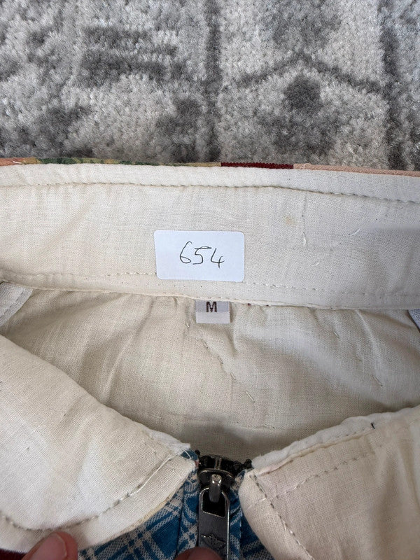Veste en quilt crop style sportswear design unique vintage fait main upcyclé retravaillé n•654