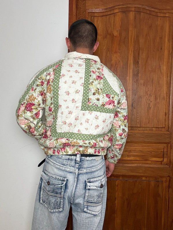 Veste en quilt crop style sportswear design unique vintage fait main upcyclé retravaillé n•655