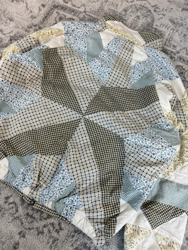 Veste en quilt crop style sportswear design unique vintage fait main upcyclé retravaillé n•662
