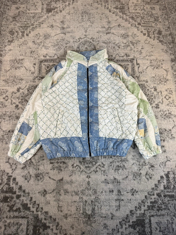 Veste en quilt crop style sportswear design unique vintage fait main upcyclé retravaillé n•664