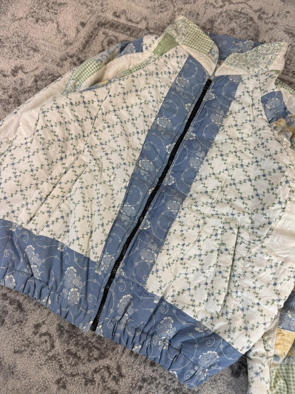 Veste en quilt crop style sportswear design unique vintage fait main upcyclé retravaillé n•664