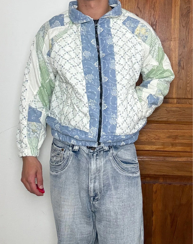 Veste en quilt crop style sportswear design unique vintage fait main upcyclé retravaillé n•664