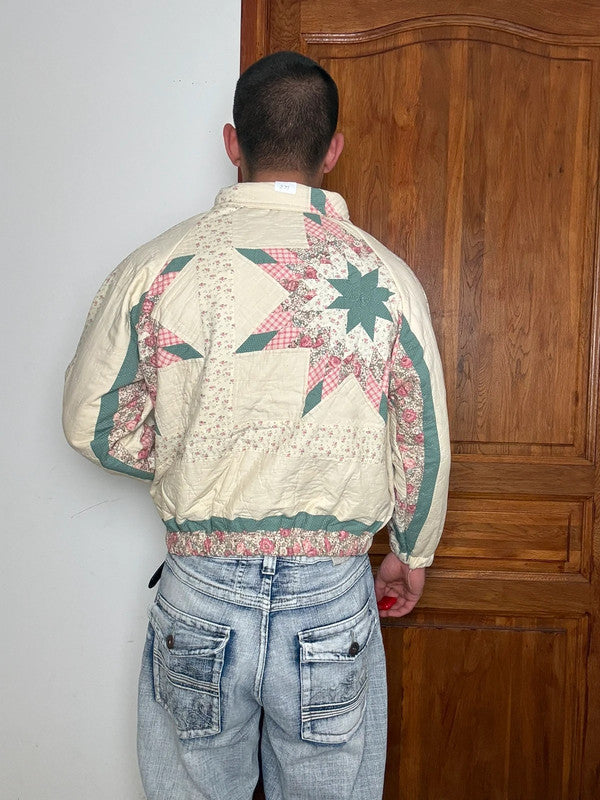 Veste en quilt crop style sportswear design unique vintage fait main upcyclé retravaillé n•665