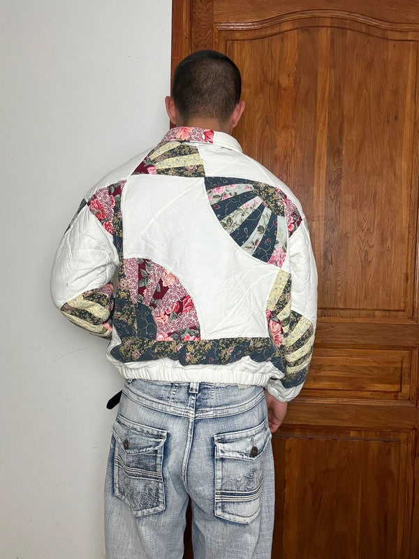 Veste en quilt crop style sportswear design unique vintage fait main upcyclé retravaillé n•667