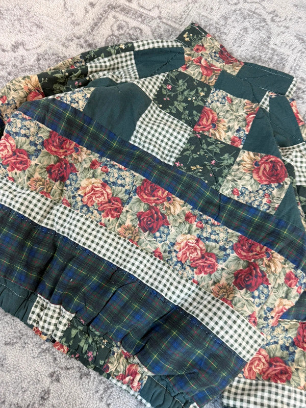 Veste en quilt crop style sportswear design unique vintage fait main upcyclé retravaillé n•670