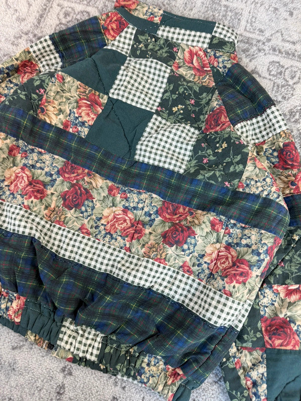Veste en quilt crop style sportswear design unique vintage fait main upcyclé retravaillé n•671