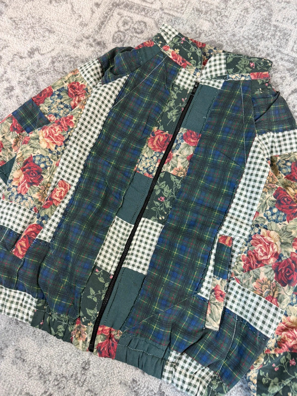 Veste en quilt crop style sportswear design unique vintage fait main upcyclé retravaillé n•671
