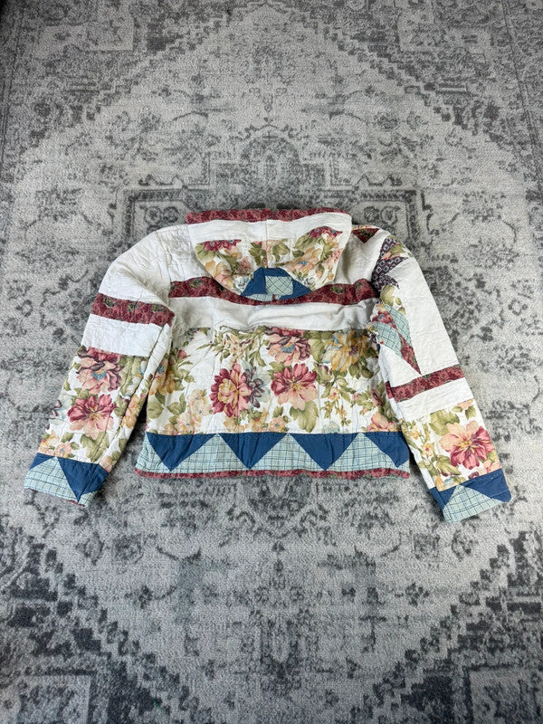 Sweat en quilt crop style sportswear design unique vintage fait main upcyclé retravaillé n•793
