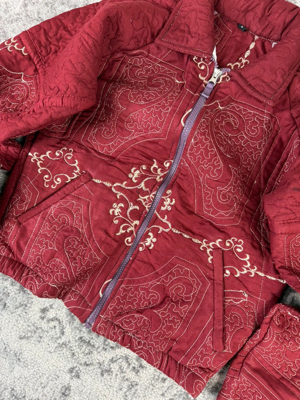 Veste en quilt crop style sportswear design unique vintage fait main upcyclé retravaillé n•803