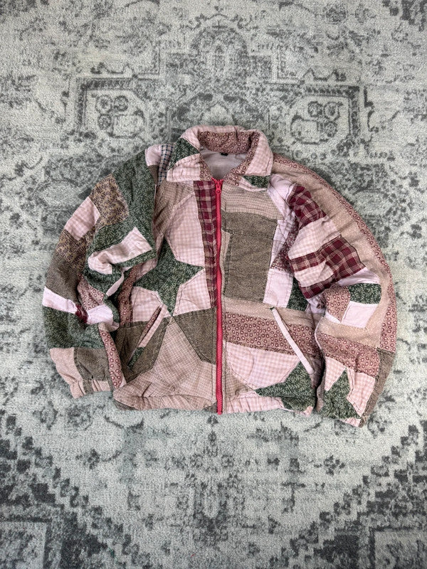 Veste en quilt crop style sportswear design unique vintage fait main upcyclé retravaillé n•802