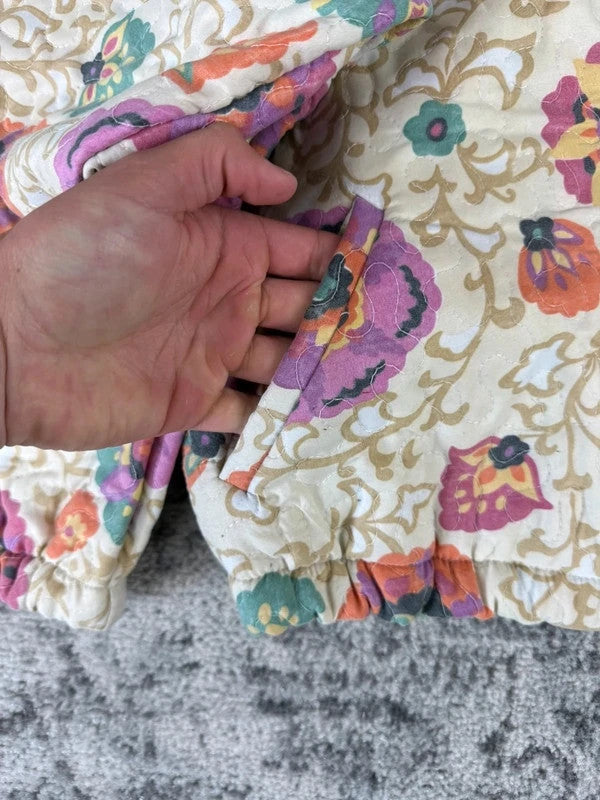 Veste en quilt crop style sportswear design unique vintage fait main upcyclé retravaillé n•804